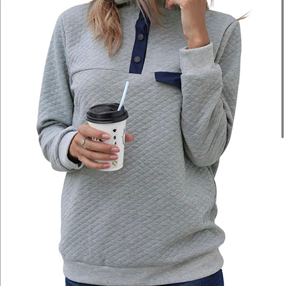 New with tags quilted pullover